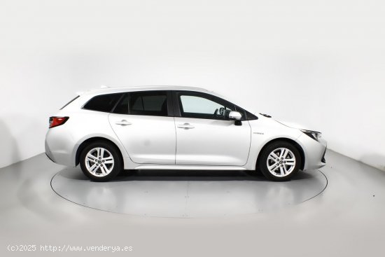 Toyota Corolla fam. 1.8 HYBRID ACTIVE TECH E-CVT 5P - 