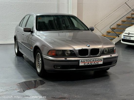 BMW Serie 5 528I AUTO - Gelves