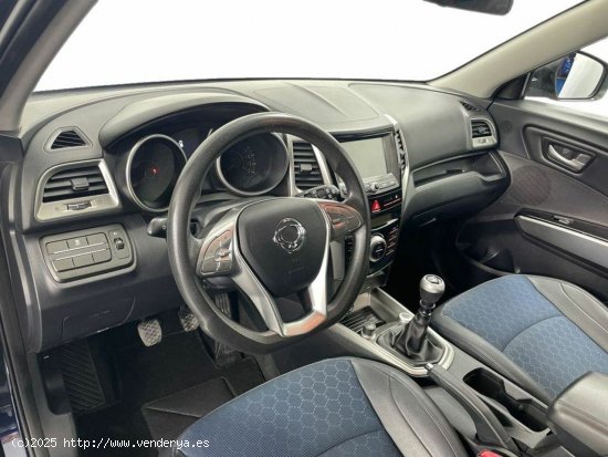 Ssangyong Tivoli Diesel D16t Limited 4x2 - Huércal de Almería