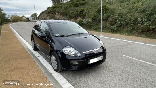 Fiat Grande punto FIAT GRANDE PUNTO EVO SPORT de 2010 con 157.000 Km por 4.250 EUR. en Girona