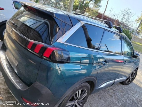  Peugeot 5008 GTLINE de 2018 con 82.200 Km por 22.500 EUR. en Madrid 