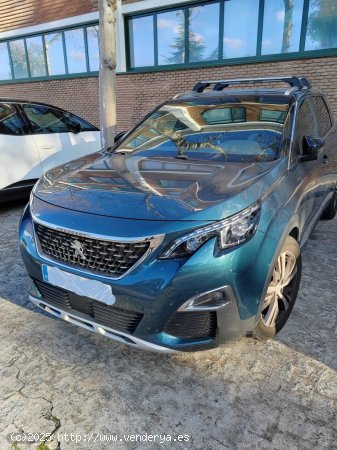 Peugeot 5008 GTLINE de 2018 con 82.200 Km por 22.500 EUR. en Madrid