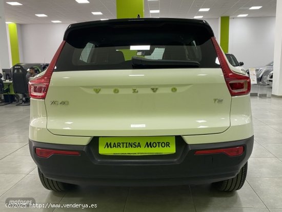 Volvo XC40 1.5 T2 Momentum Core de 2021 con 40.000 Km por 25.800 EUR. en Malaga