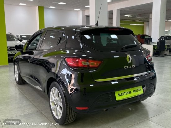 Renault Clio Limited Energy TCE 90CV de 2019 con 70.000 Km por 13.300 EUR. en Malaga