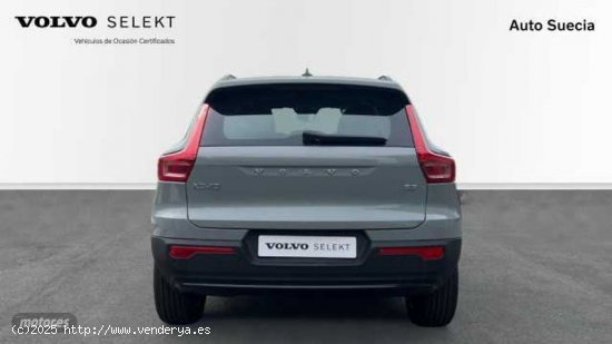 Volvo XC40 todoterreno 2.0 B3 PLUS DARK AUTO 5P de 2024 con 5 Km por 39.500 EUR. en Guipuzcoa