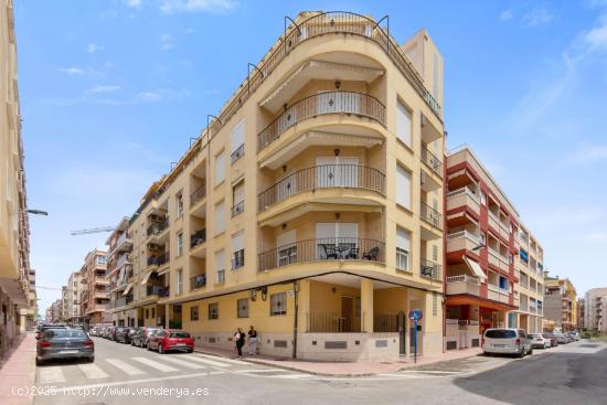 Piso en Planta baja  + garaje  + trastero en la Playa del Cura, Torrevieja - ALICANTE