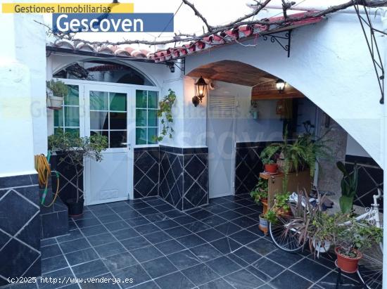 EXCELENTE VIVIENDA PLANTA BAJA CON PATIO - CACERES