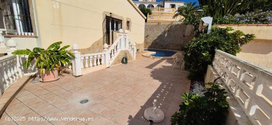 Espectacular Chalet en La Nucía con Vistas al Mar - ALICANTE