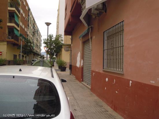 SE ALQUILA LOCAL COMERCIAL DE 45 m2 - VALENCIA