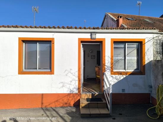 CASA EN VENTA EN SANTIAGO - A CORUÑA