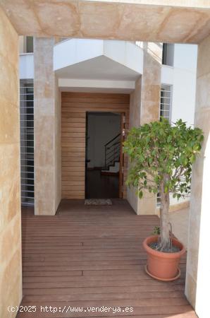 CHALET DE LUJO EN LOS BALCONES - TORREVIEJA - ALICANTE