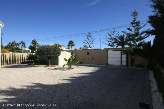 CHALET EN SAN LUIS - TORREVIEJA - ALICANTE