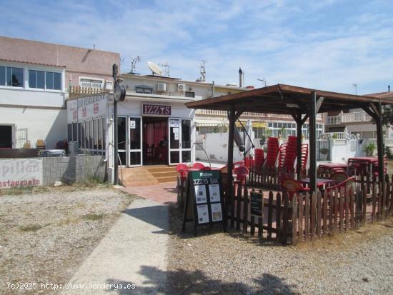 BAR/RESTAURANTE CON VIVIENDA EN LA TORRETA III (TORREVIEJA) - ALICANTE