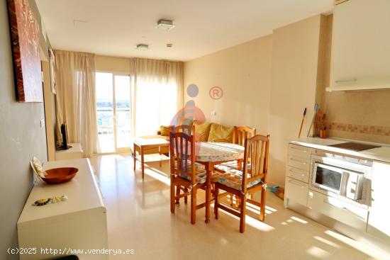 Apartamento con 2 dormitorios y 2 baños  con vistas panorámicas y piscina comunitaria - ALICANTE