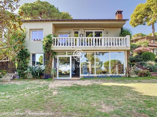 Alquiler casa en Sant Cebrià de Vallalta con vistas al mar - BARCELONA