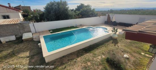 Chalet en venta Lliria - VALENCIA