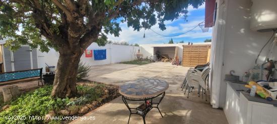 Chalet en venta Lliria - VALENCIA