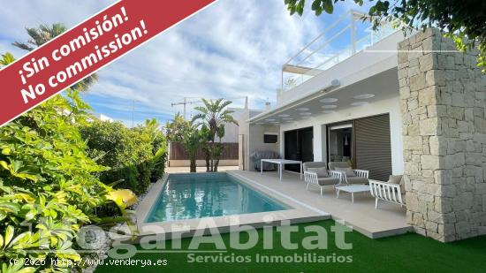 ¡ESPECTACULAR! CHALET SEMINUEVO CON PISCINA PRIVADA, GARAJE Y PARCELA - ALICANTE