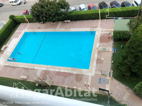 MUY ACOGEDOR CON TERRAZA Y PISCINA CERCA DE LA PLAYA - VALENCIA