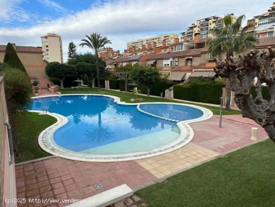 BUNGALOW EN SAN JUAN PLAYA, UBICADO EN LA ZONA DE CABO  DE LAS HUERTAS - ALICANTE