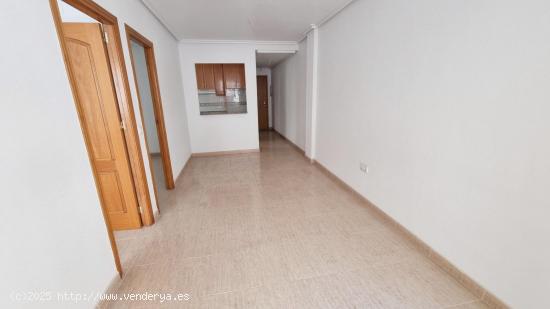 ¡ OFERTA ! Apartamento a estrenar en centro de Torrevieja ! - ALICANTE