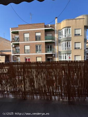 COQUETA VIVIENDA  RECIÉN REFORMADA EN ALTABIX CON ASCENSOR - ALICANTE