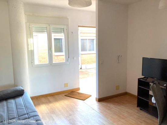 Apartamento reformado de una habitación en Navatejera - LEON