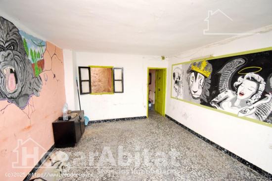 ¡GRAN OPORTUNIDAD! DOS CASAS CON TERRAZA Y BALCÓN - CASTELLON