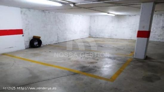 Se Vende Plaza de Parking - Avda. Peset Aleixandre, Valencia - Oportunidad de Inversión - VALENCIA