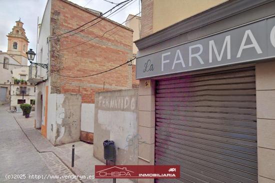  Solar en el centro del pueblo - VALENCIA 