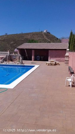 Chalet en venta en Canillas de Aceituno (Málaga)