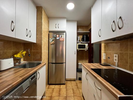 Apartamento en Urb. Triunfo Jardín - GRANADA