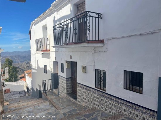 Casa en venta en Canillas de Aceituno (Málaga)