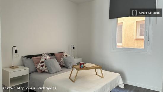 Apartamento de 1 dormitorio en alquiler en Lucero - MADRID