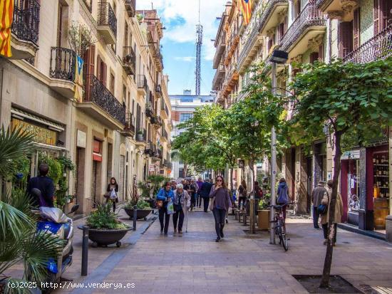 ATICO CON TERRAZA PARA REFORMAR EN GRACIA - BARCELONA