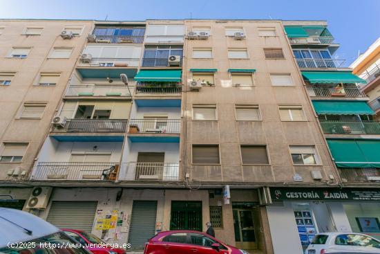 ¡Oportunidad Única! Piso en Venta en el Zaidín con Ascensor - GRANADA