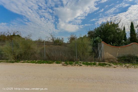 Venta de parcela en Loma del Conejo, Pinos Puente - GRANADA