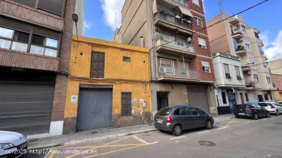  CASAS Y ALMACEN PARA DERRIBAR Y CONSTRUIR EDIFICIO - VALENCIA 