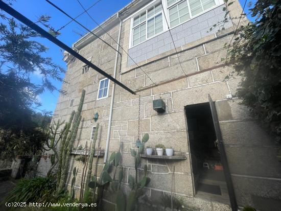 Casa de Piedra en Leiro con Posibilidad de Terreno para Viñedo - ORENSE