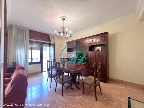 SE VENDE AMPLIO PISO PARA ACTUALIZAR  EN EL JARDÍN DEL POSIO. REF 1286 - ORENSE