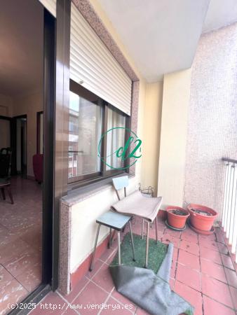 SE VENDE AMPLIO PISO PARA ACTUALIZAR  EN EL JARDÍN DEL POSIO. REF 1286 - ORENSE