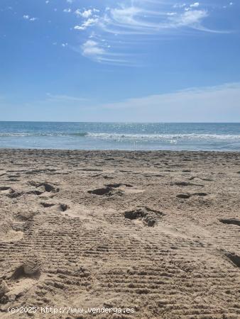  Vivienda en primera linea con vistas a la Playa de San Juan - ALICANTE 