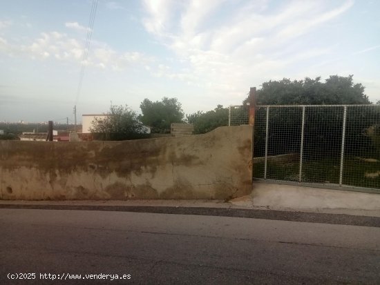 Suelo urbano en venta  en Oliva - València