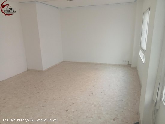 Local comercial en venta  en Oliva - València