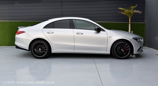 Mercedes Clase CLA  180 d Coupe Camara - Beniajan