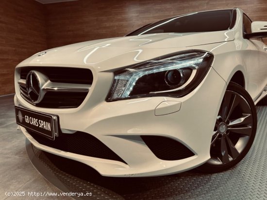 Mercedes CLA Shooting Brake MERCEDES CLA 220 Shooting Brake URBAN 177cv 5p - Elche