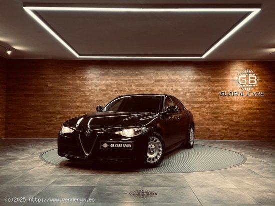  Alfa Romeo Giulia ALFA ROMEO Giulia 2.2  JTDm 136cv 4p - Elche 