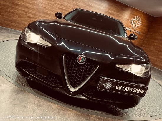 Alfa Romeo Giulia ALFA ROMEO Giulia 2.2  JTDm 136cv 4p - Elche