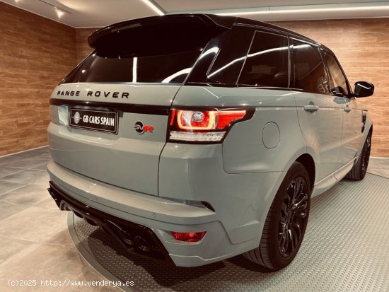 Land-Rover Range Rover Sport LAND-ROVER Range Rover Sport 3.0 TDV6 258cv HSE PAQUETE SVR |||||| - El