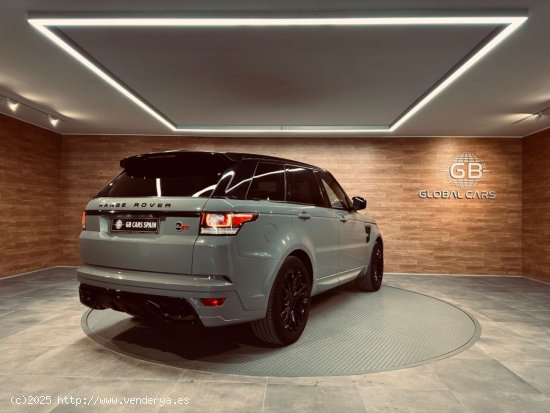 Land-Rover Range Rover Sport LAND-ROVER Range Rover Sport 3.0 TDV6 258cv HSE PAQUETE SVR |||||| - El